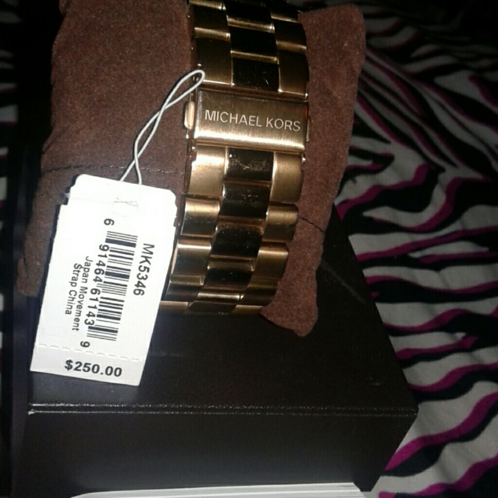 Watch - Picture 2 of 2